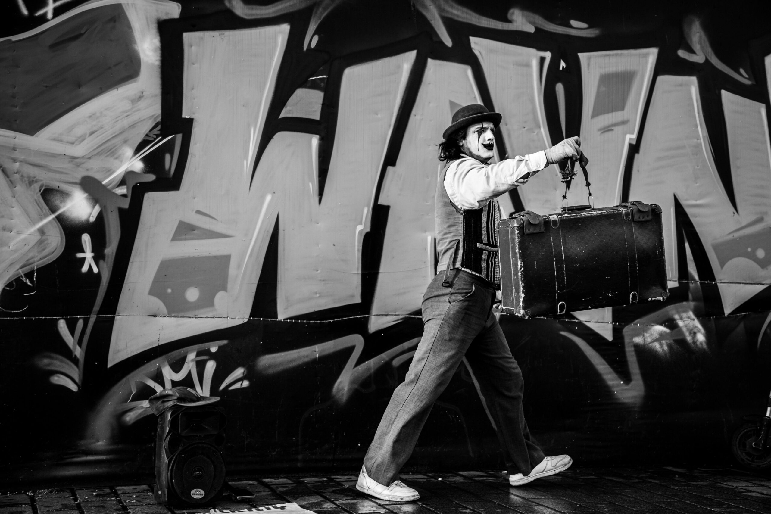 street clown