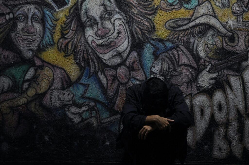 Creatività e sofferenza: abbiamo davvero bisogno del dolore per sentirci vivi?